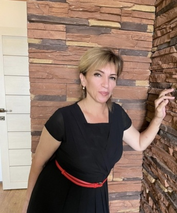 Полина, 45 лет, 3 размер груди